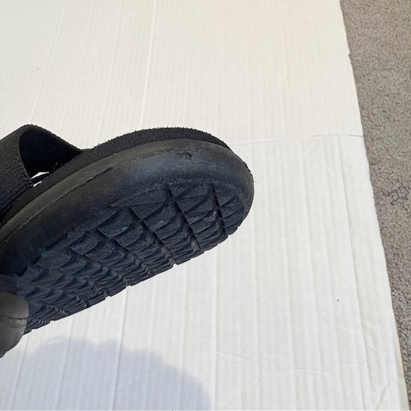 Teva Voya Slide Sandals Black Size 5 Size EU36 Strappy Sustainable Cushioned - Picture 11 of 12